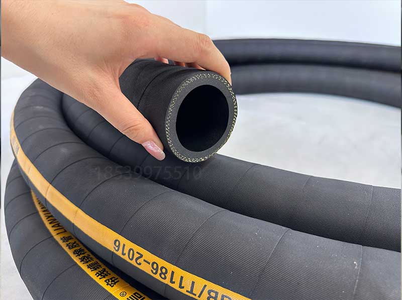 夾布膠管總成扣壓注意事項(xiàng)，不漏油關(guān)鍵！